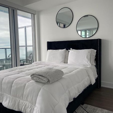 1 Bedroom Waterfront Condo Toronto Exterior foto