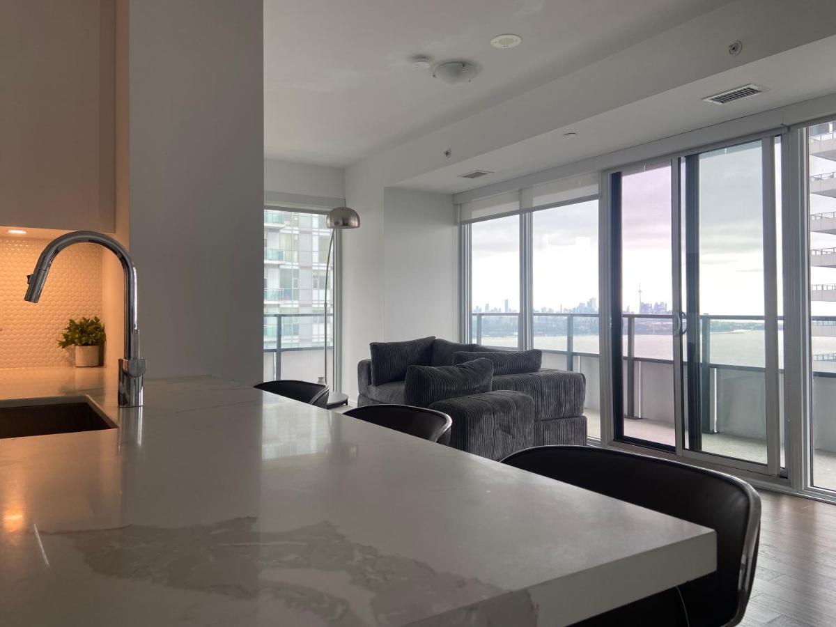 1 Bedroom Waterfront Condo Toronto Exterior foto